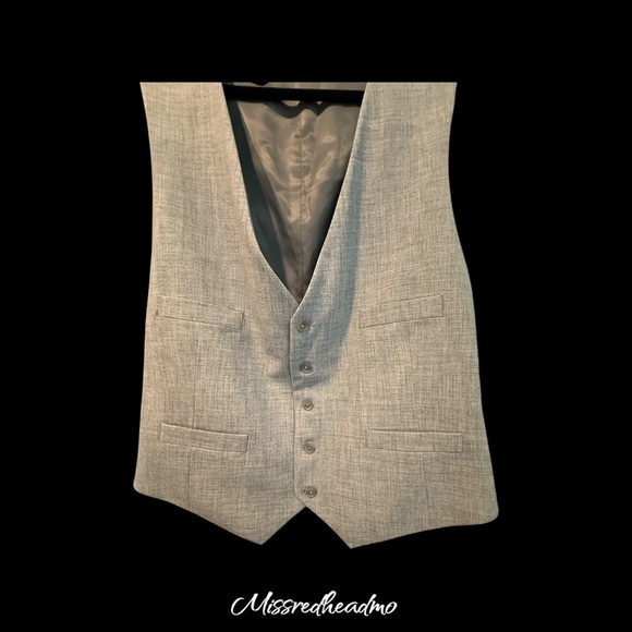 Men's Kenneth Cole Gray Vest - Picture 2 of 5